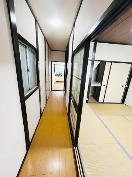 3DK Wooden House for Sale Near Sayama Station, Sakai, Osaka - Thumbnail 2