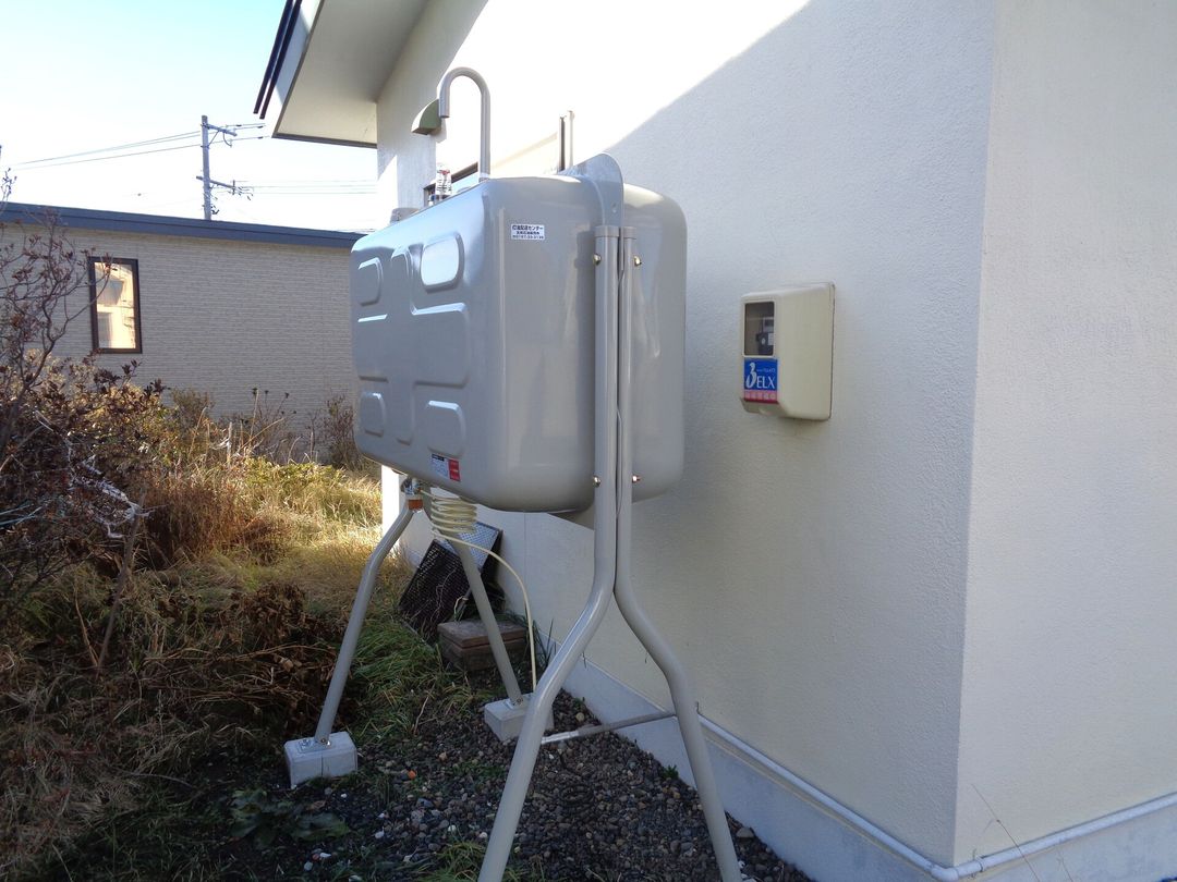 5LDK House with Office Space on Corner Lot in Kitami, Hokkaido - Thumbnail 2