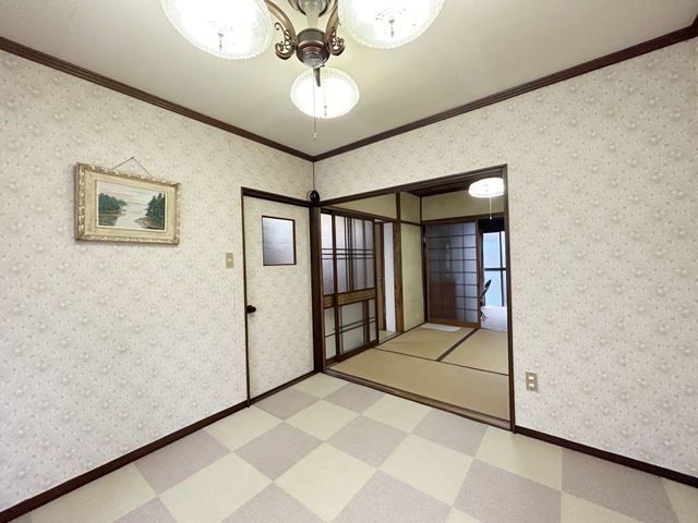 5DK Townhouse for Sale in Kita Ward, Kyoto - 55 sqm - Thumbnail 4