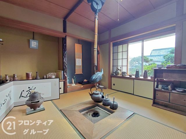 Spacious 8DK House on 547 sqm Land in Ichikawa Town, Hyogo - Thumbnail 4