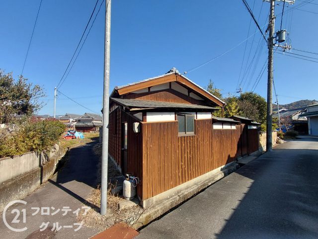 Spacious 8DK House on 547 sqm Land in Ichikawa Town, Hyogo - Thumbnail 3