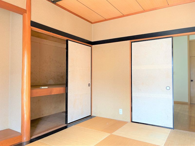 4LDK Detached House for Sale in Toin-cho, Mie Prefecture - Thumbnail 3