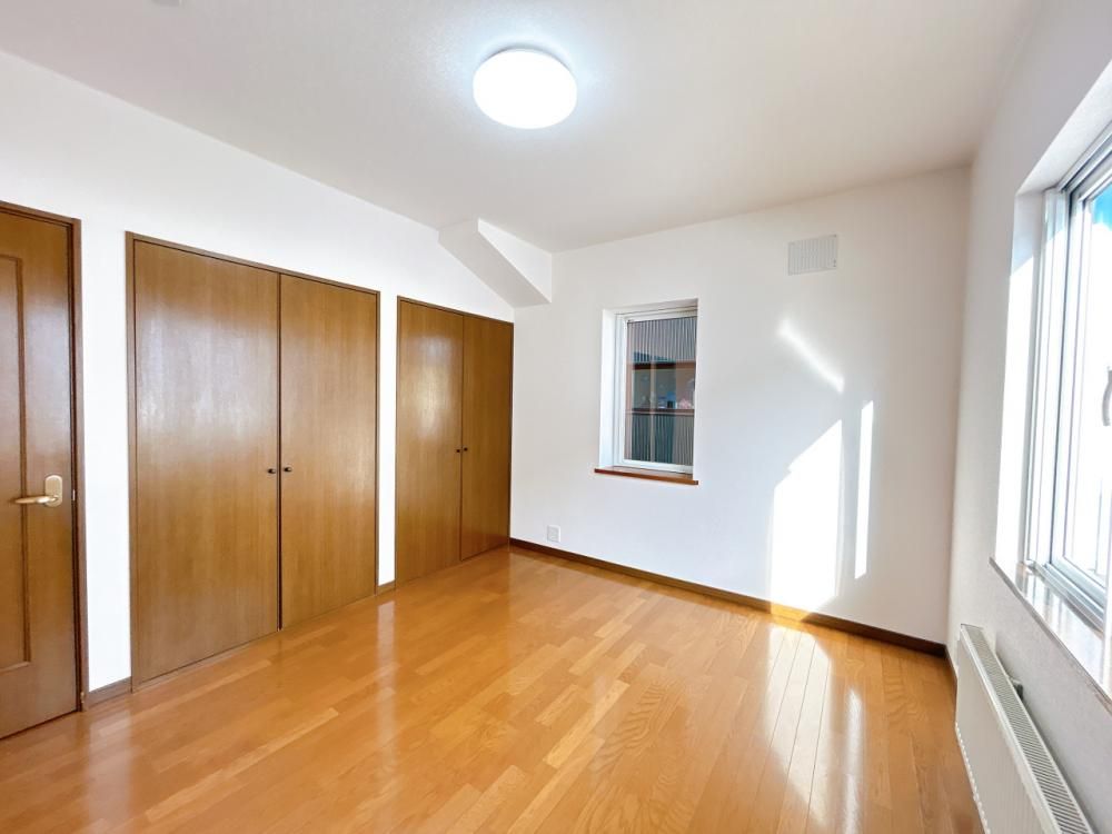 Renovated 5LDK Detached House for Sale in Obihiro, Hokkaido - Thumbnail 4