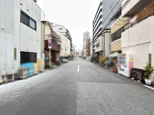 4LDK Detached House for Sale in Osaka Kita Ward, Near Tenjimbashisuji - Thumbnail 4