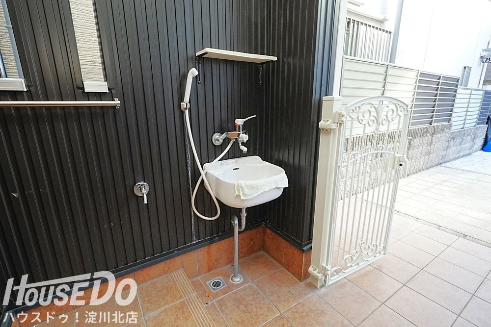 Renovated 3SLDK House Near Kashiwa Station, Osaka - Thumbnail 2