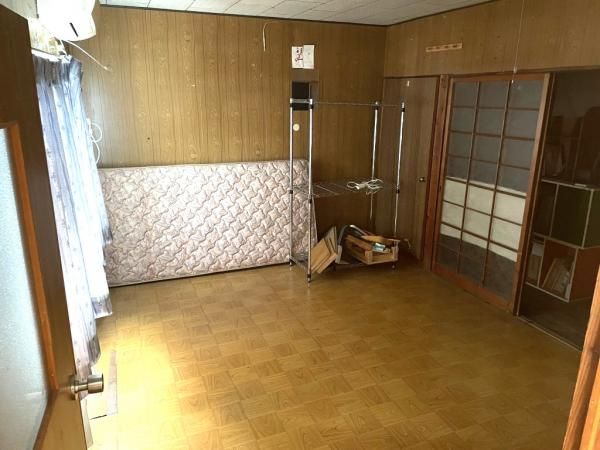 7DK House for Sale in Imabari City with Large Land - Thumbnail 4
