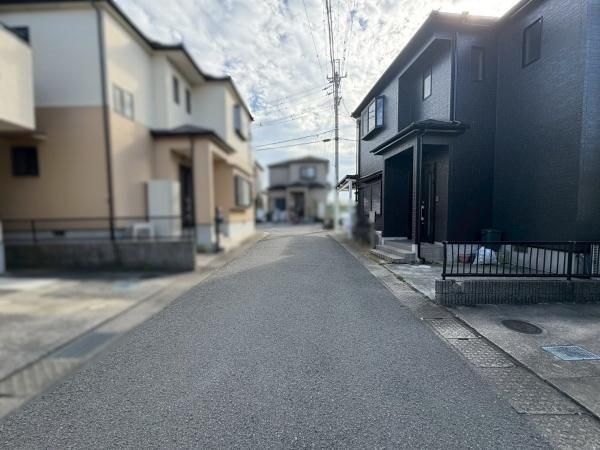 4LDK House for Sale in Iwade City, Wakayama - 94.40sqm - Thumbnail 3