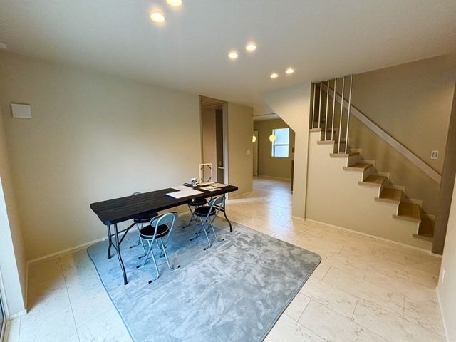 3SLDK Detached House for Sale in Yokkaichi, Mie - Thumbnail 2