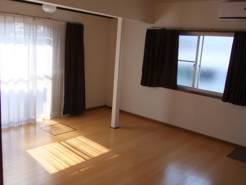 6DK Traditional House in Mihama Town, Wakayama Prefecture - Thumbnail 2