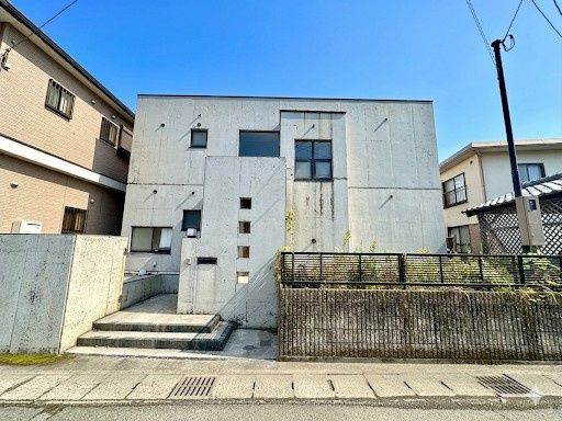 5SLDK RC Detached House with Large Land in Kirishima, Kagoshima - Thumbnail 3