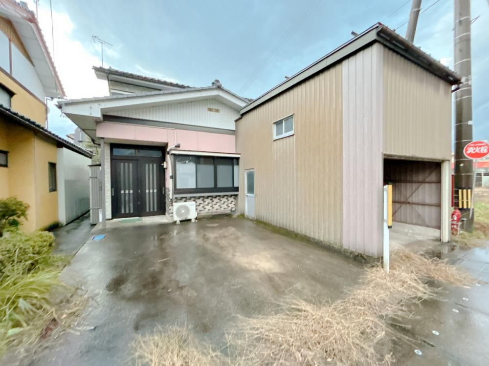 4LDK Renovated House for Sale in Katsuyama, Fukui - Thumbnail 3