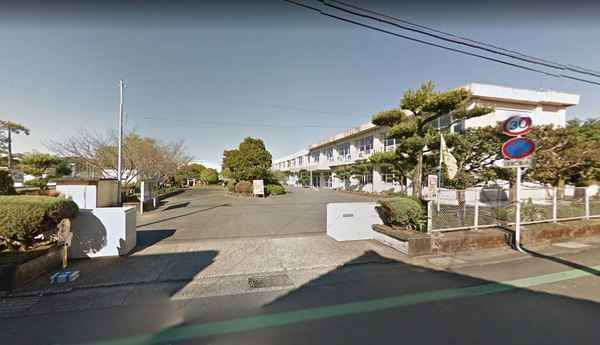 5DK House with 1439 sqm Garden for Sale in Nishi, Miyazaki - Thumbnail 3