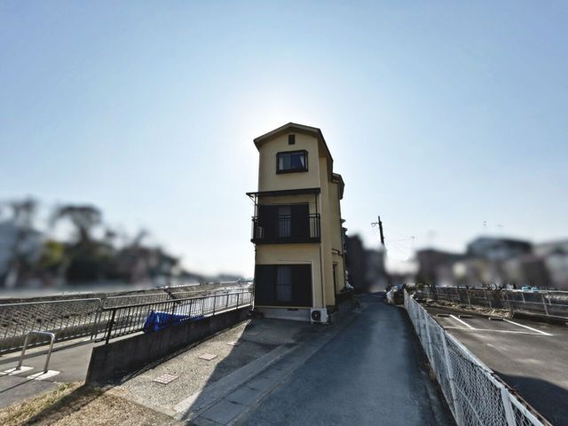 4LDK Detached House for Sale in Fushimi-ku, Kyoto City - Thumbnail 2