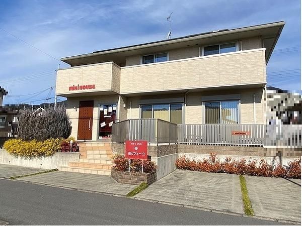 4LDK House for Sale in Gojo City, Nara - 121 sqm - Thumbnail 2