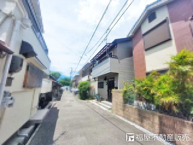 3DK Detached House for Sale Near JR Amagasaki Station - Thumbnail 2