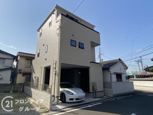 Modern 3LDK House for Sale in Sakai, Osaka - Walk to Suwanomori Station - Thumbnail 4