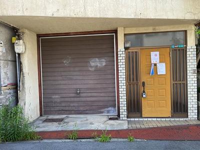 Pre-owned 3LDK House for Sale in Higashinari-ku, Osaka — Front_door, Higashinari, Osaka