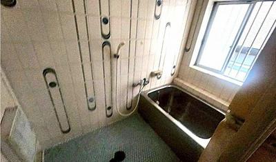 Pre-owned 3LDK House for Sale in Higashinari-ku, Osaka — Front_door, Higashinari, Osaka