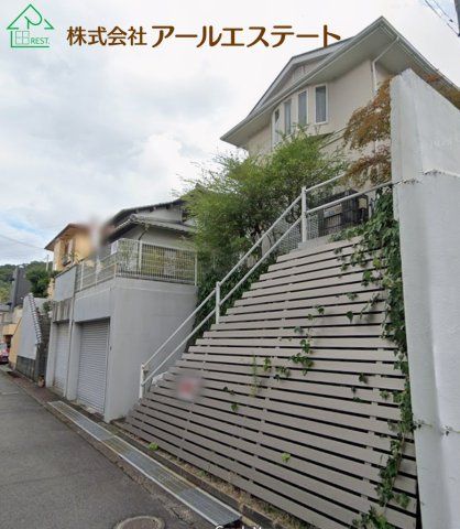 Renovated 4SLDK Wooden House on Elevated Land in Himeji - Thumbnail 2