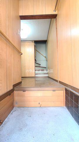 3DK Terrace House for Sale in Suminoe, Osaka - 39.49m² — Front_door, Suminoe, Osaka