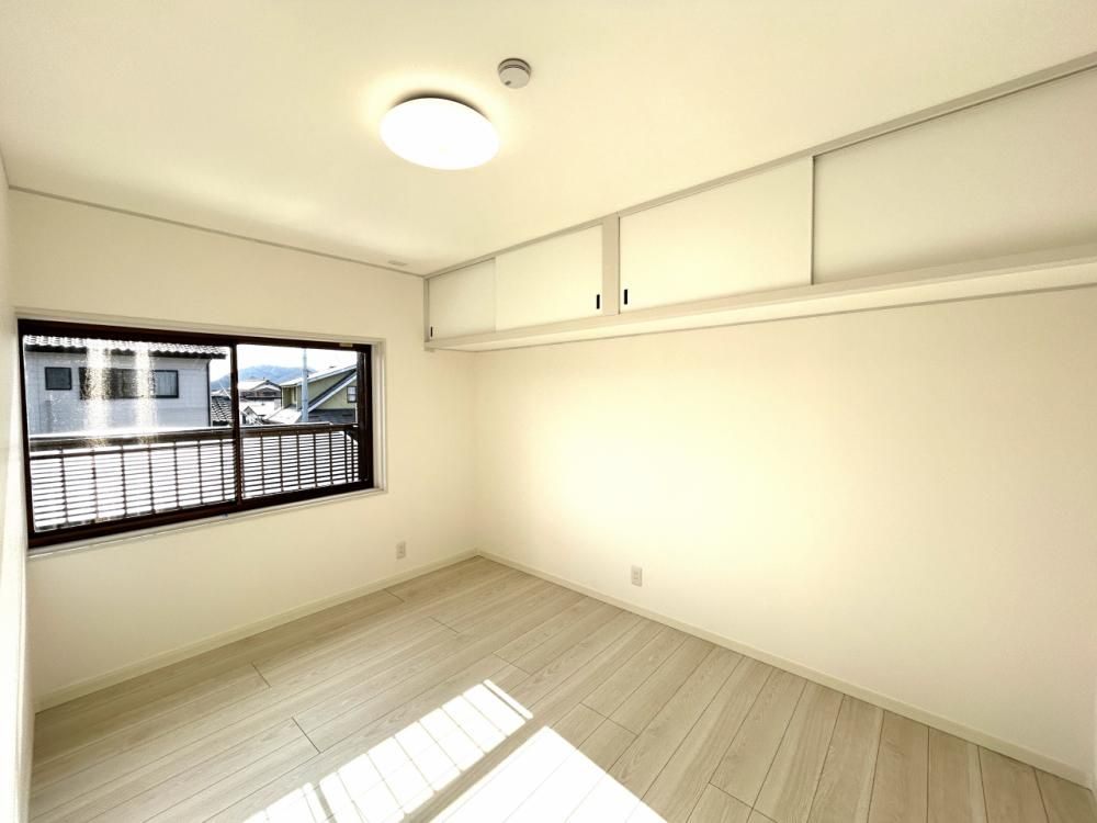 Renovated 3LDK House in Hofu, Yamaguchi | Move-in Ready - Thumbnail 4