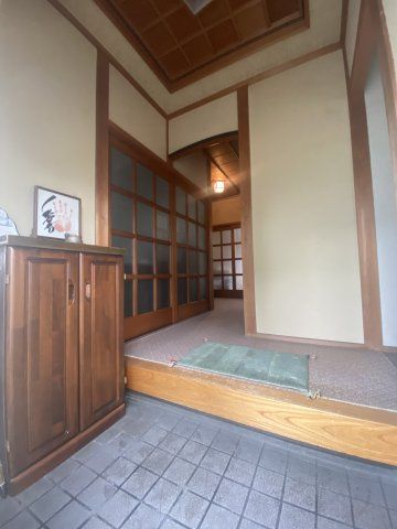 Traditional Japanese House Near Oshio Station, Himeji - Thumbnail 2