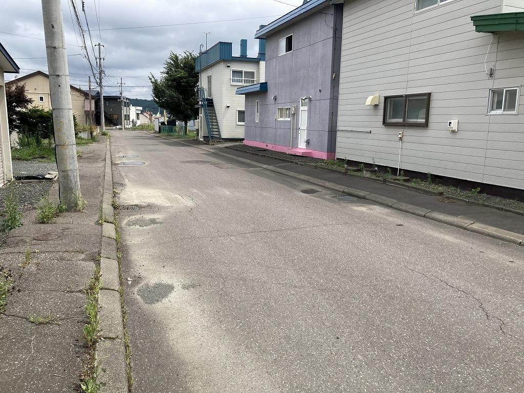 4LDK Detached House for Sale in Kitami, Hokkaido - 300万円 - Thumbnail 2