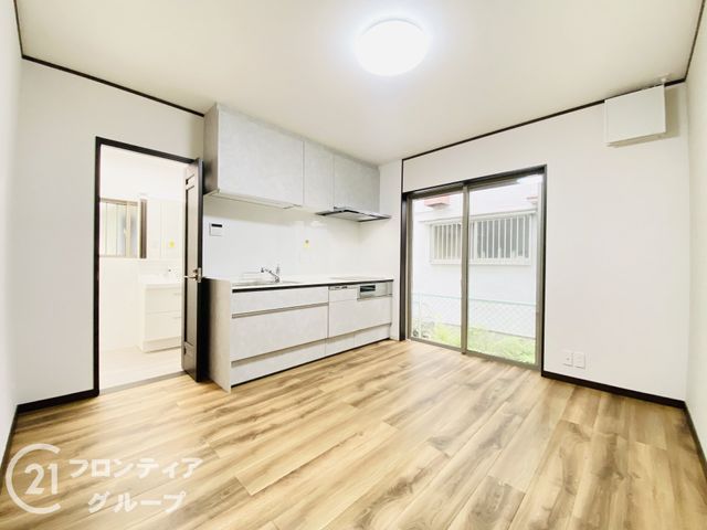 4DK Renovated House for Sale in Higashiyodogawa-ku, Osaka - Thumbnail 3