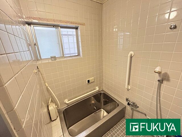 3K Wooden House for Sale in Higashiosaka, Osaka - 10 min from Tokuan Station - Thumbnail 4
