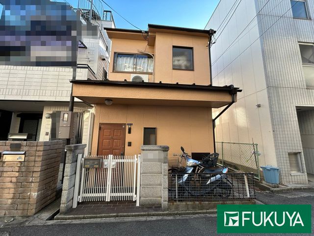 3K Wooden House for Sale in Higashiosaka, Osaka - 10 min from Tokuan Station - Thumbnail 2