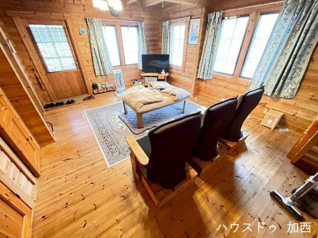 Log House in Taka Town, Hyogo - 1LDK Akiya with Land - Thumbnail 4