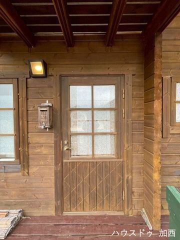 Log House in Taka Town, Hyogo - 1LDK Akiya with Land - Thumbnail 3