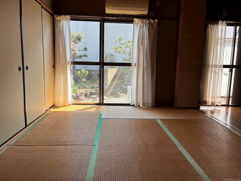 5LDK House for Sale in Yokkaichi City, Mie Prefecture - Thumbnail 4