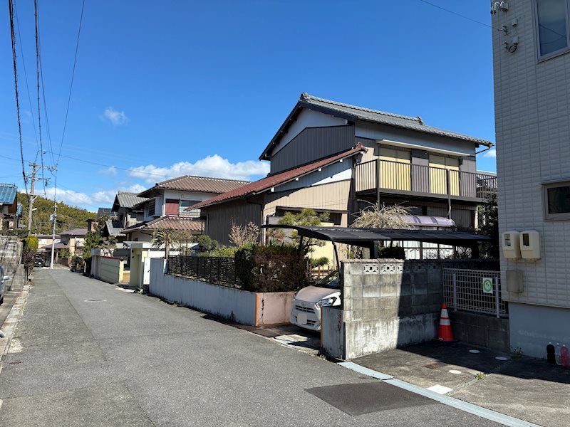 5LDK House for Sale in Yokkaichi City, Mie Prefecture - Thumbnail 2