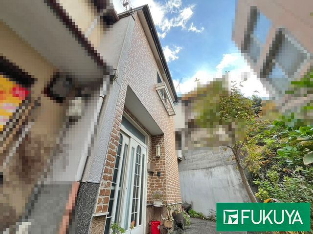 Renovated 5LDK Terrace House for Sale in Kyoto Higashiyama - Thumbnail 2