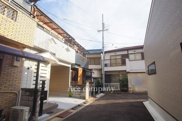 Renovated 4LDK House Near Kintetsu Yao Station, Osaka - Thumbnail 4