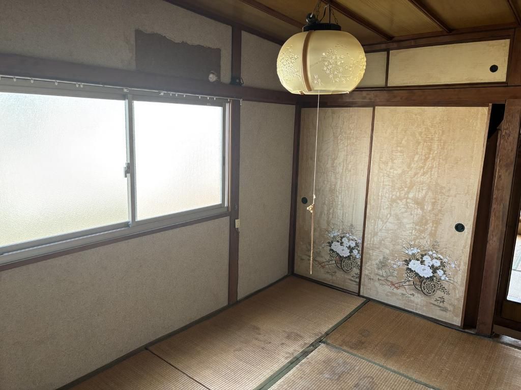 6DK Two-Generation House for Sale in Moriguchi, Osaka - Thumbnail 4
