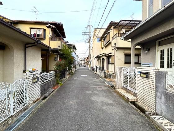 4LDK Detached House for Sale in Katano, Osaka - 104.75 sqm - Thumbnail 2