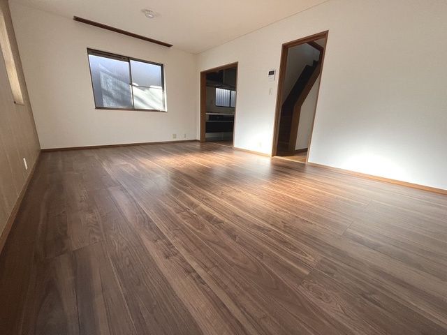 4LDK House in Ikoma City, Nara - 107.64 sqm - Thumbnail 2