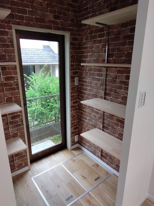 Renovated 3SLDK House for Sale in Inagawa, Hyogo - Thumbnail 2