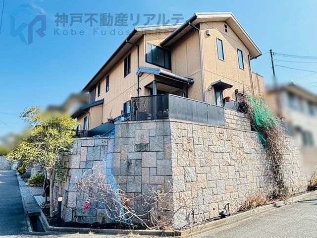 6SLDK House with Elevator in Kobe Tarumi | Sekisui House Build - Thumbnail 4