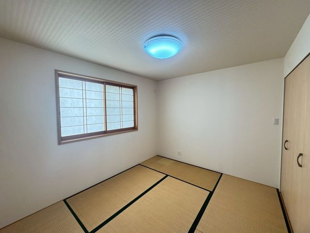 4LDK Detached House for Sale near Oowada Station, Kadoma - Thumbnail 4