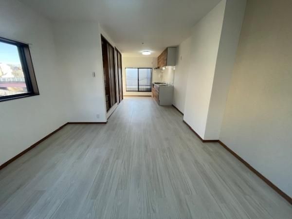 Renovated 3LDK House Near Hirano Station, Osaka - Thumbnail 2