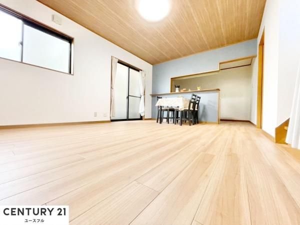 3LDK Detached House for Sale in Sakai, Osaka - 83.43 sqm - Thumbnail 2