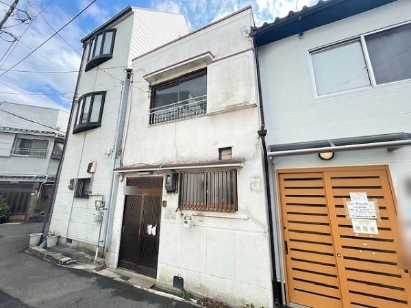 1945 Wooden House for Sale in Osaka's Higashinari Ward - Thumbnail 3