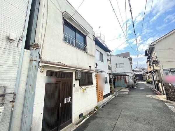 1945 Wooden House for Sale in Osaka's Higashinari Ward - Thumbnail 4
