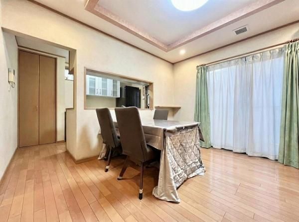 4LDK Detached House for Sale in Daito City, Osaka - Thumbnail 3