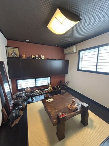 4LDK Modern House for Sale in Higashiosaka, Osaka - Thumbnail 4