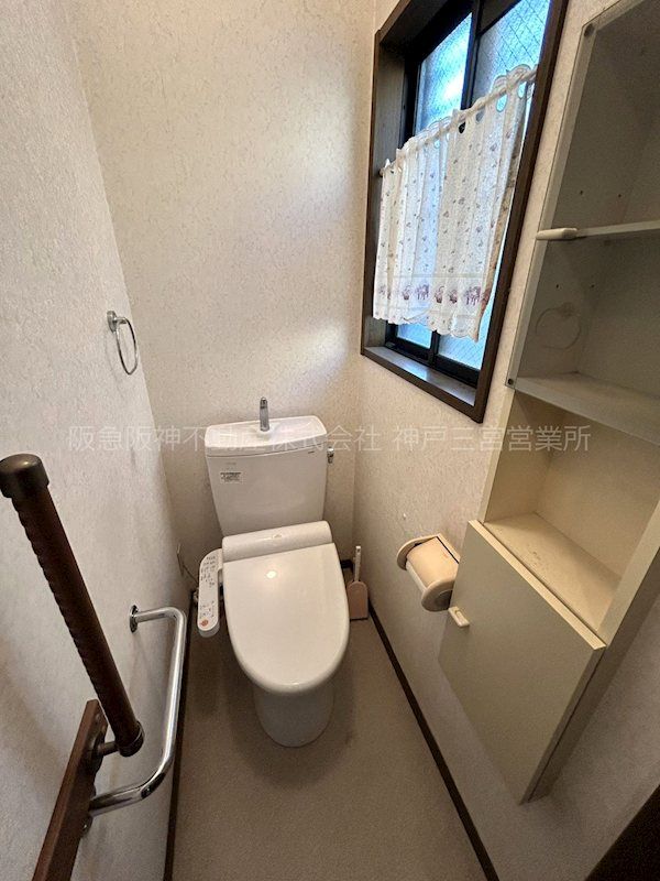 3DK House for Sale in Kobe Higashinada, 4 Min Walk to Kōnan-Yamate Station - Thumbnail 3