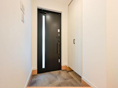 2LDK Used House for Sale in Hirano, Osaka – 93.55m², Built 2024 — Front_door, Chuo, Osaka